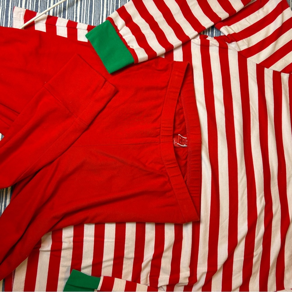 Christmas Red and White Striped Women’s xxl top w/ sm bottom 100% cotton top-